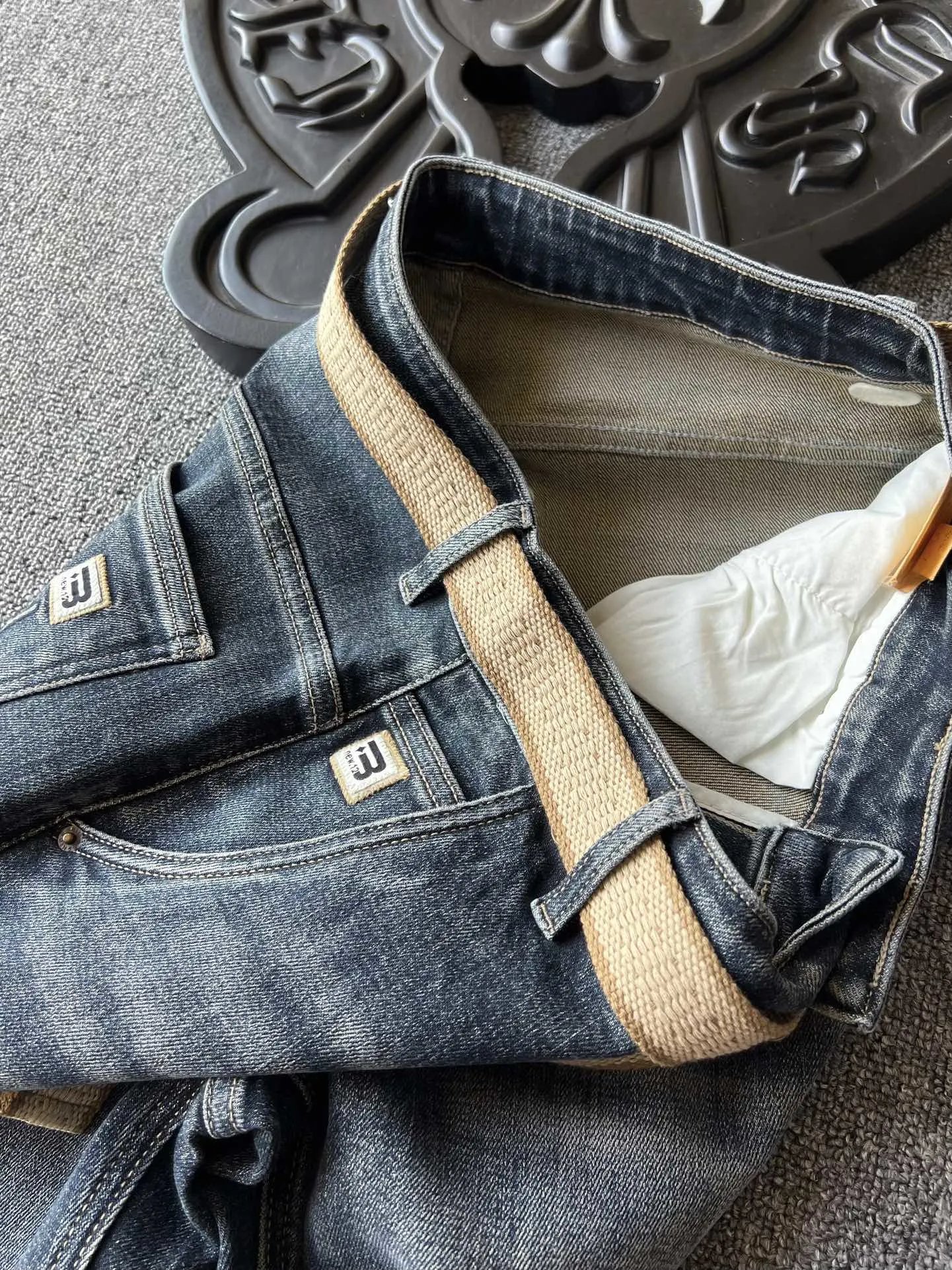 Balenciaga Trousers Logo jogger with side stripes image 12