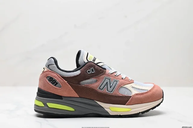 New Balance Sneakers 991 product detail image 1