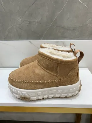 UGG Fluff It Snow Boots Army Green - 14