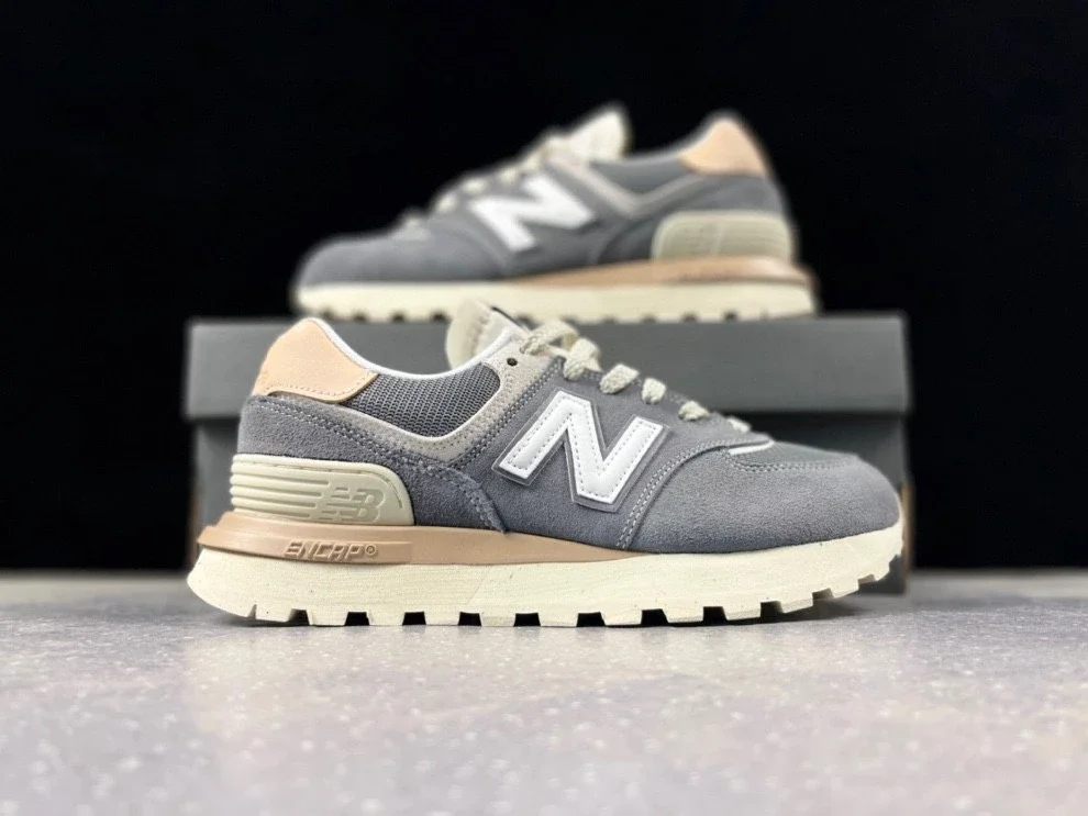 New Balance U574