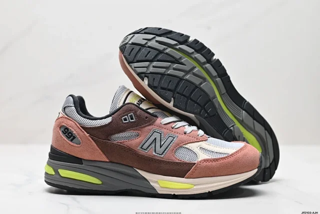 New Balance Sneakers 991 product detail image 7