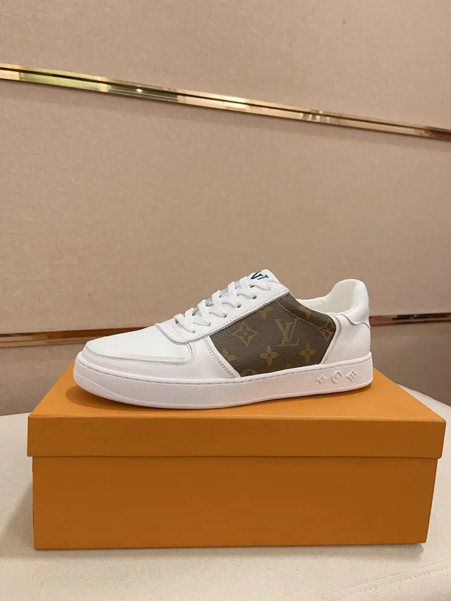 Louis Vuitton Sneakers Low-Top Lace-Up Monogram and Checkerboard product detail image 6