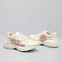 6 (Customized items are non-refundable and non-exchangeable)
