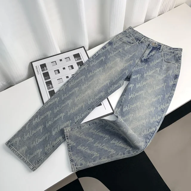 Balenciaga Jeans Logo Print product detail image 15