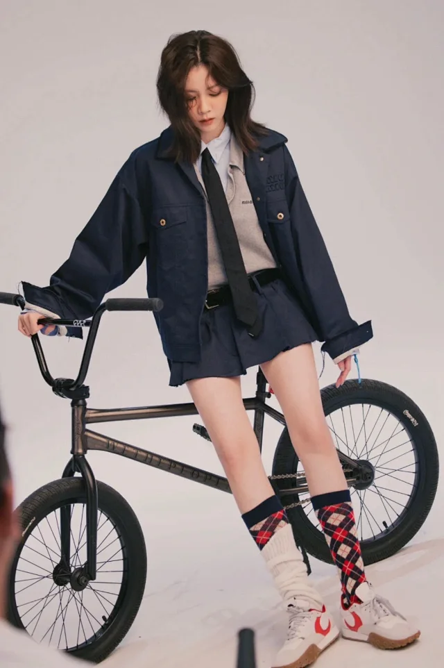 Miu Jackets Zip-front and button-front jacket styles product detail image 6