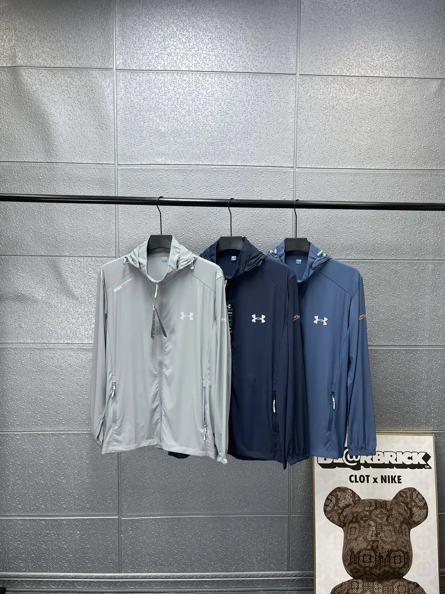 Under Armour HeatGear Mock Neck Long Sleeve Gray Base-Layer - 14