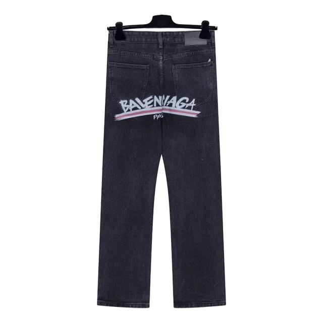Balenciaga Jeans Logo Print product detail image 10