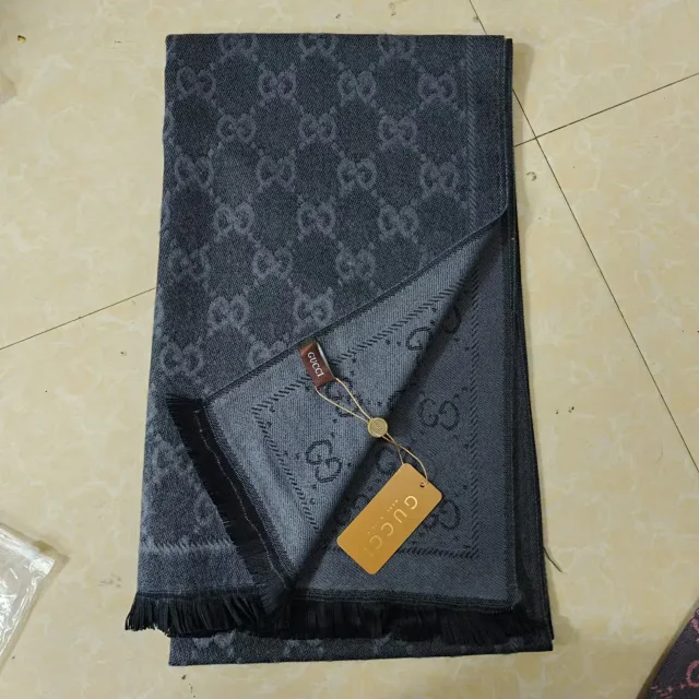Gucci Scarves Fringed GG monogram scarf product detail image 12