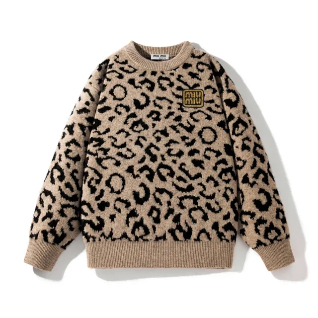 Miu Knitwear Crew-neck logo knit sweater product detail image 10