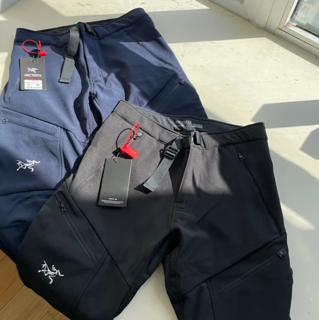 Arc'teryx Trousers Fleece-Lined Softshell product detail image 5