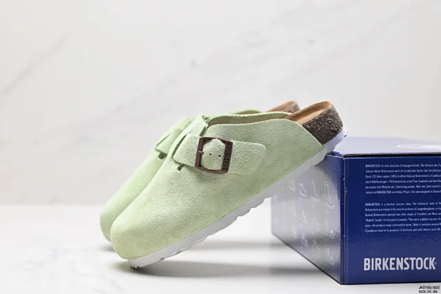 Birkenstock Slippers Boston suede buckle clogs product detail image 4
