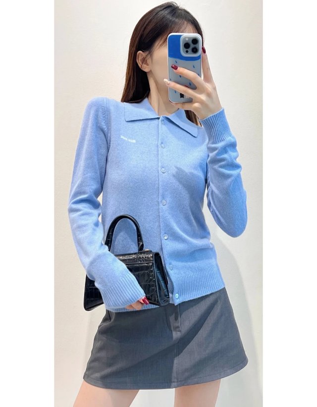 MiuMiu Sweater: seller detail photo 8