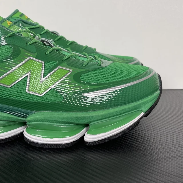 New Balance Sneakers NB2000 product detail image 39