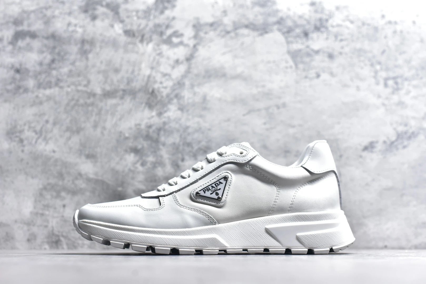 Prada Sneakers Prax 01 — Prax 01 pure white oxford cloth