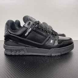 thumbnail for AM 版本 Trainer 超高性价比纯原链接二