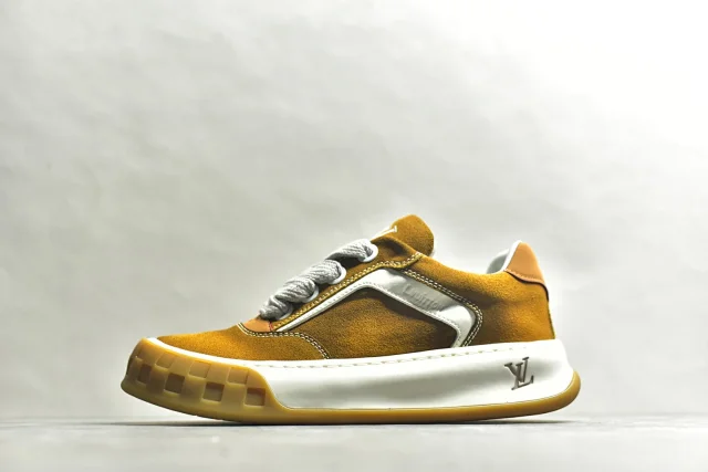 Louis Vuitton Sneakers LV Skate Sneaker product detail image 20
