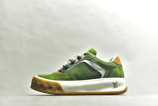 Louis Vuitton Sneakers LV Skate Sneaker product detail image 38