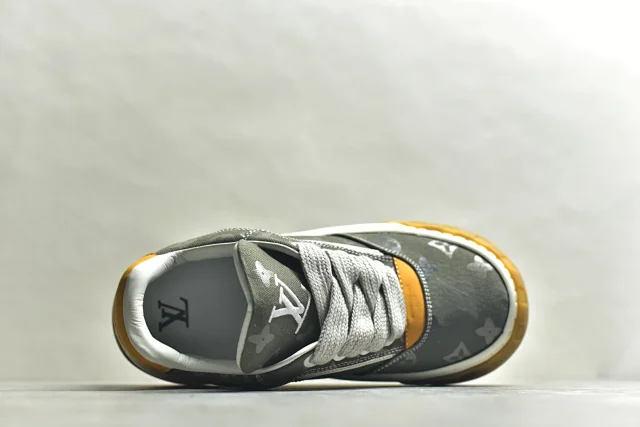 Louis Vuitton Sneakers LV Skate Sneaker product detail image 77