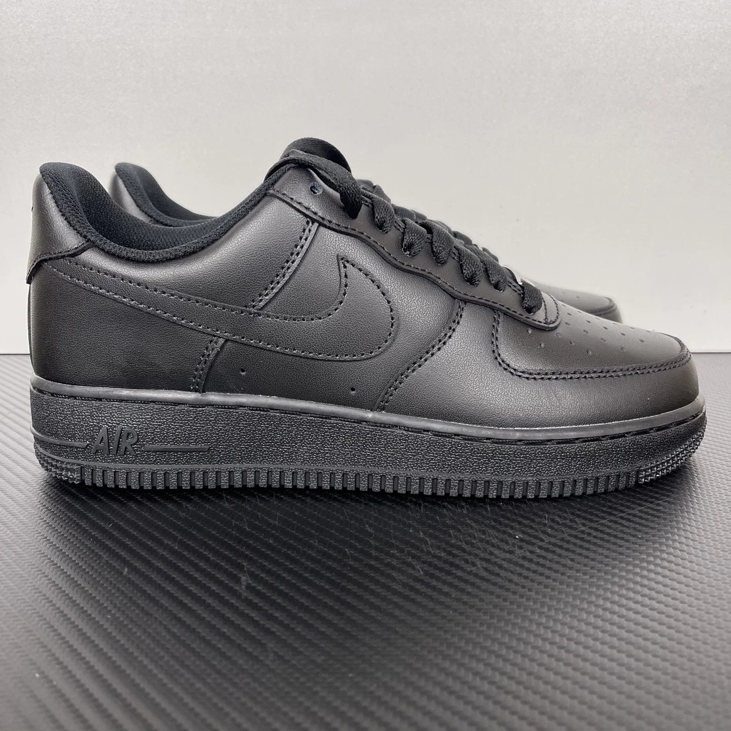 AF1 pure black low cut matte surface CW2288-001