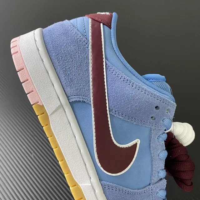 Nike Sneakers Dunk Low product detail image 1