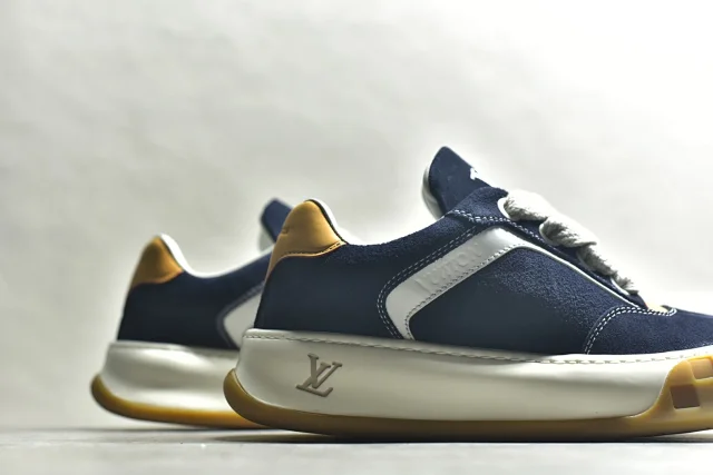 Louis Vuitton Sneakers LV Skate Sneaker product detail image 37