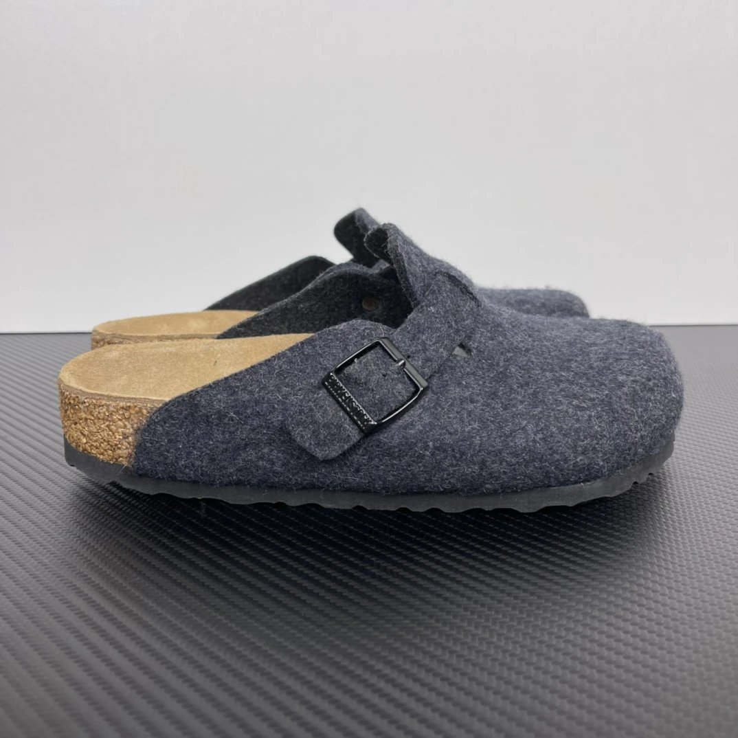 Birkenstock Toe Loop Slides - Black Wool