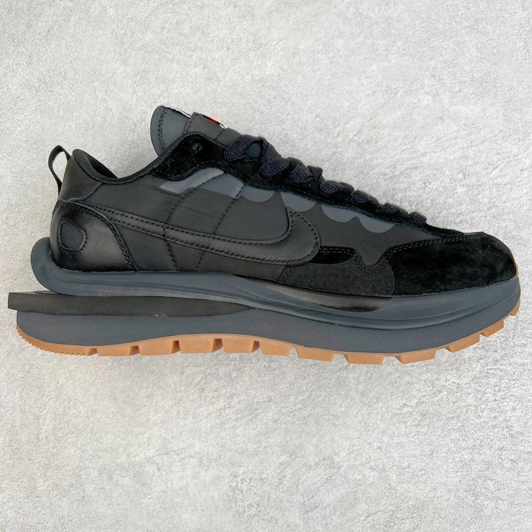Nike Sneakers Sacai Collaboration Layered Double-Swoosh — Sacai 3.0 Black raw rubber DD 1875-001