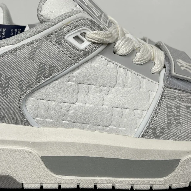 MLB Sneakers NY logo low-top product detail image 23