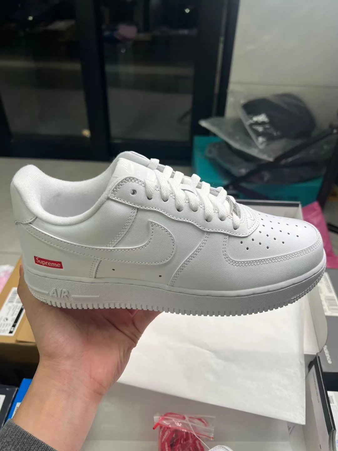 Nike Air Force 1 Low Supreme White CU9225-100