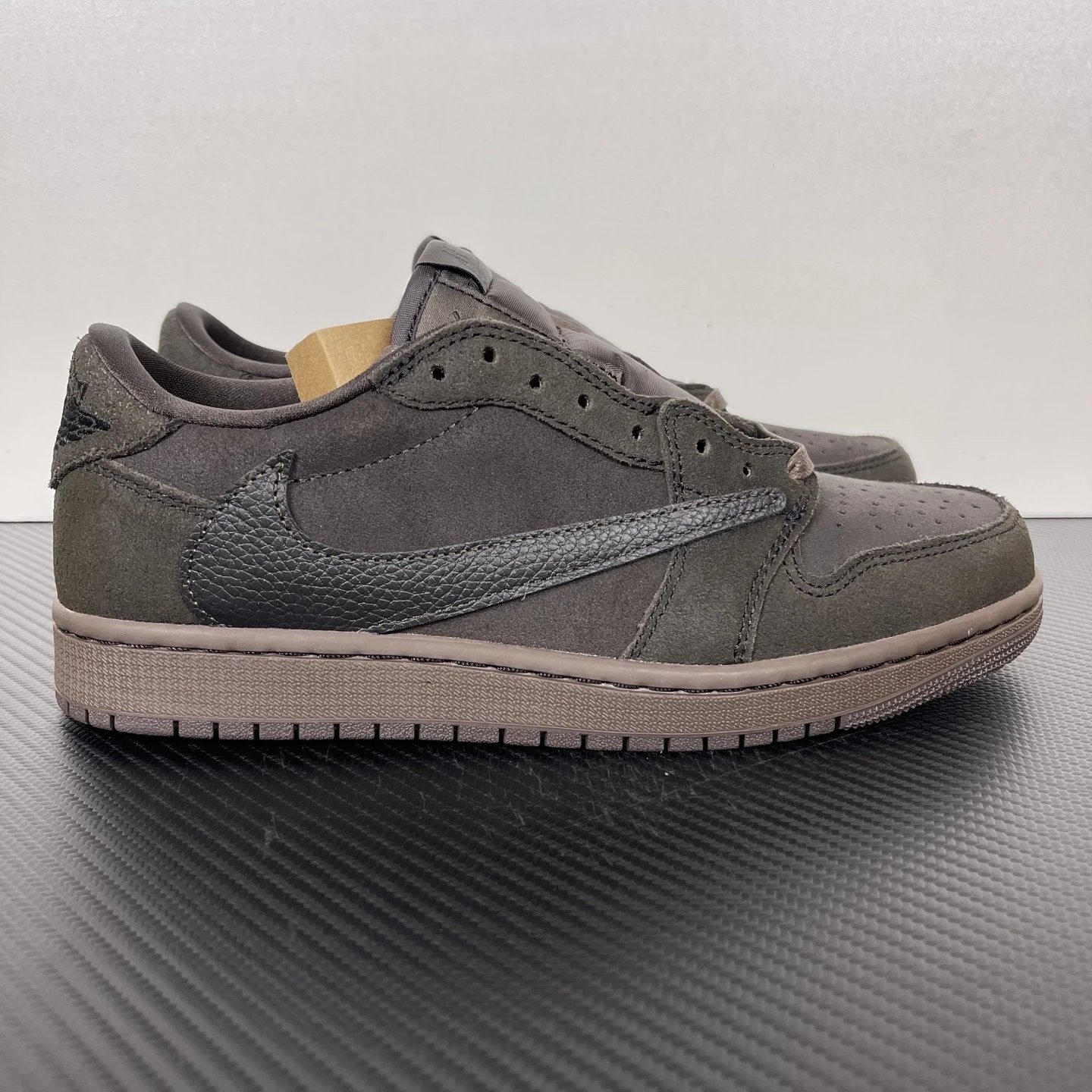 AJ1 Hook Low-Top Mocha DM7866-202 SKU image