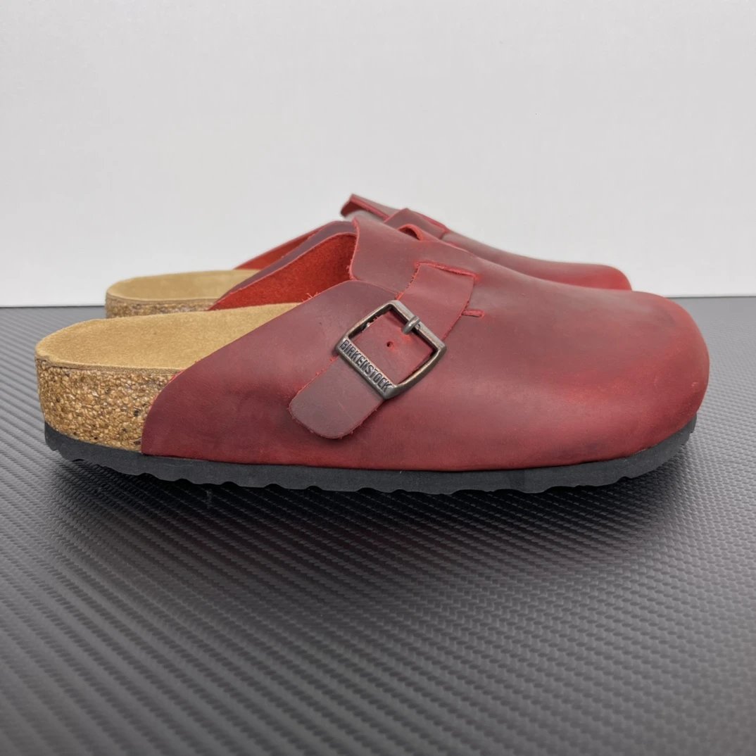 Birkenstock Toe Loop Slides - Oil Wax Wine Red