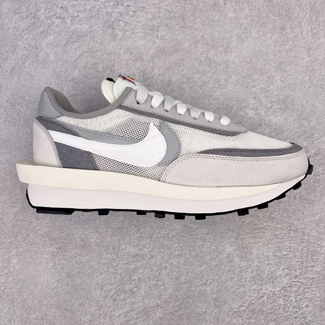 Nike Sneakers Sacai Collaboration Layered Double-Swoosh product detail image 1