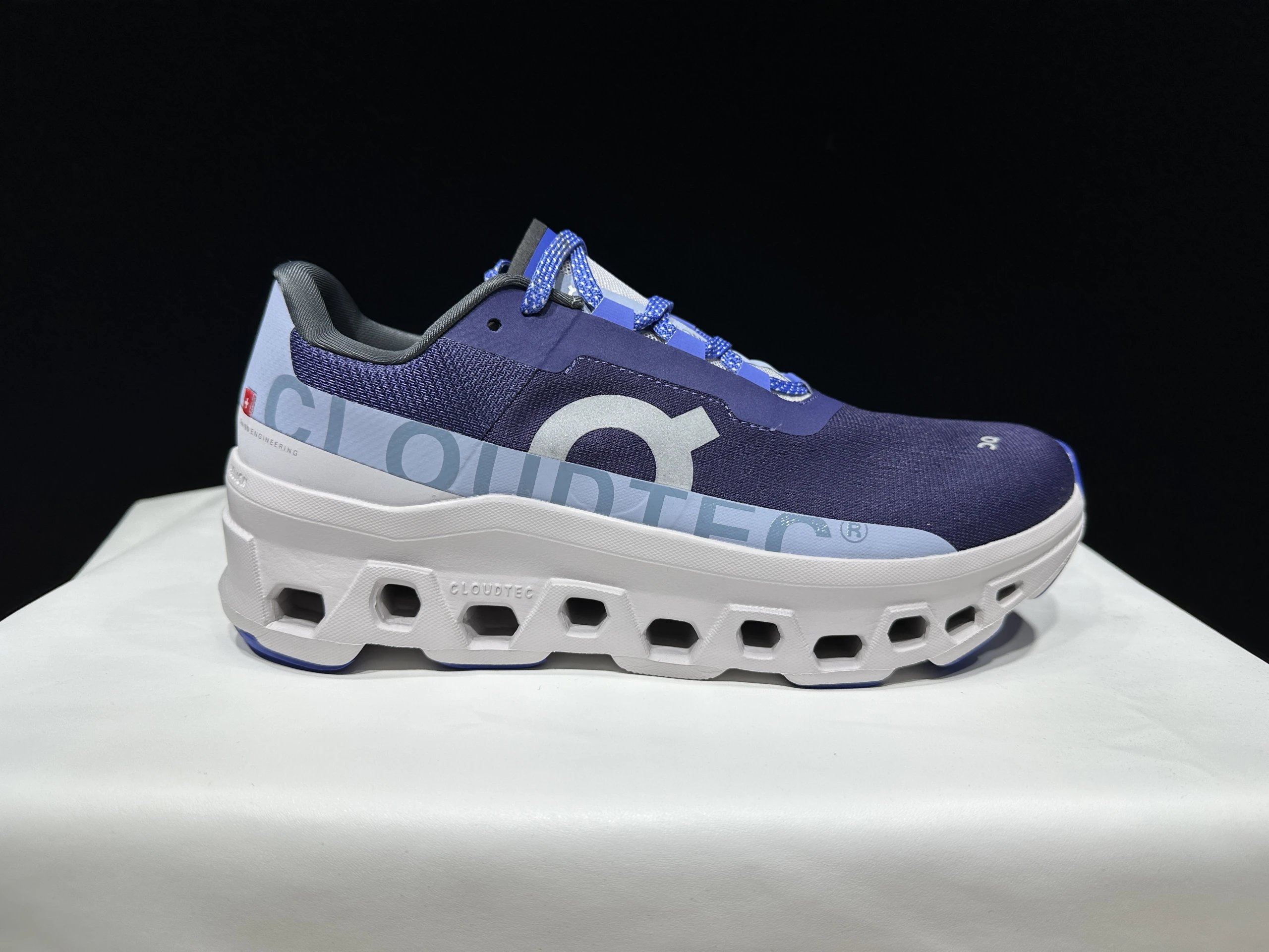 On Sneakers Cloudmonster — ON Monster Lavender Purple 61.99026