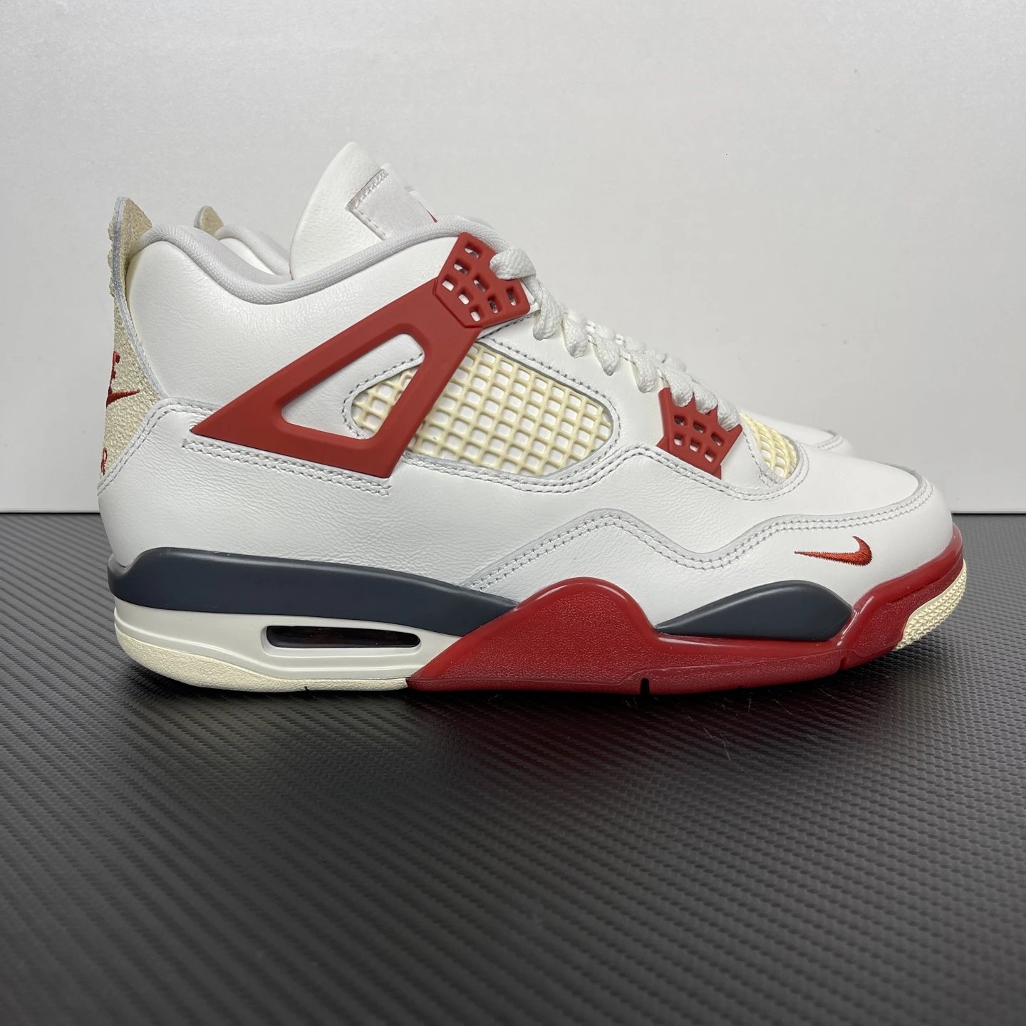 Jordan 4 Retro Rare Air Laser