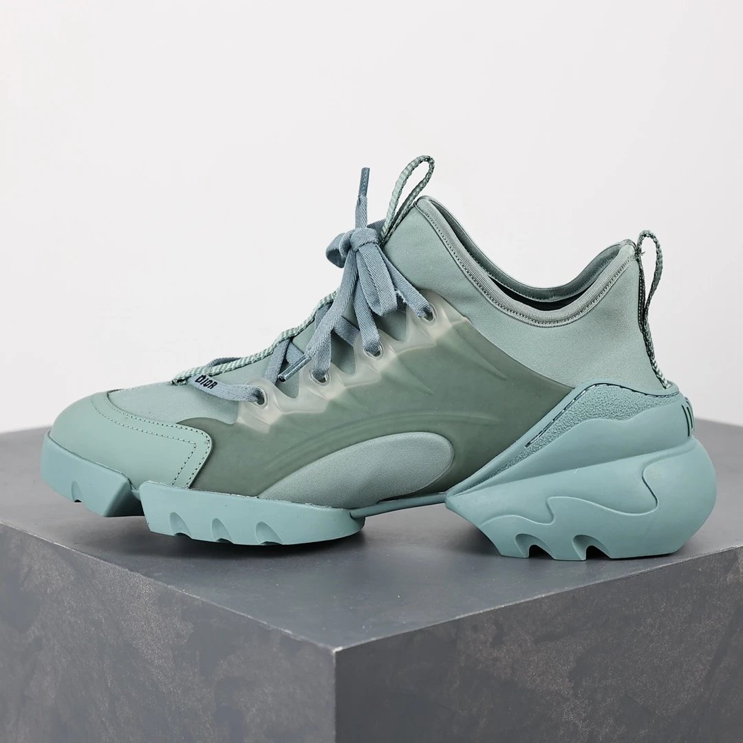 Dior Sneakers D-Connect — Dior D-Connect in olive green