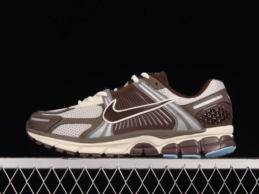 NK Vomero 5 Brown FD9920-022