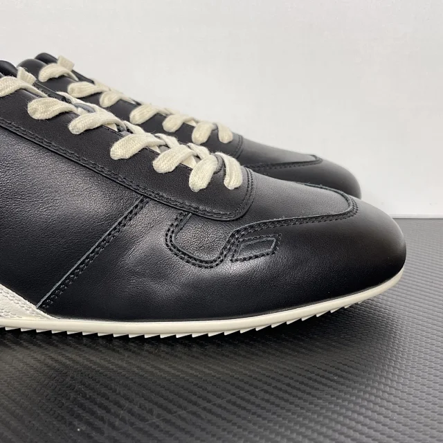 Unbranded Sneakers Low-Top Lace-Up with Contrast Diagonal Side Stripe product detail image 3
