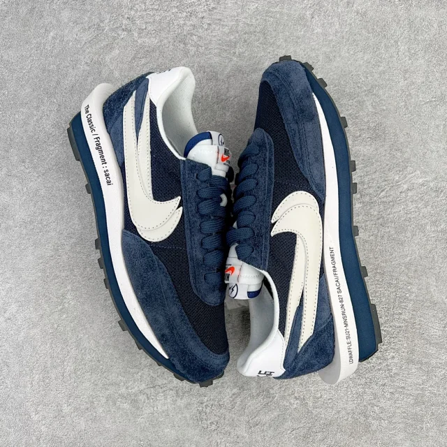 Nike Sneakers Sacai Collaboration Layered Double-Swoosh product detail image 21