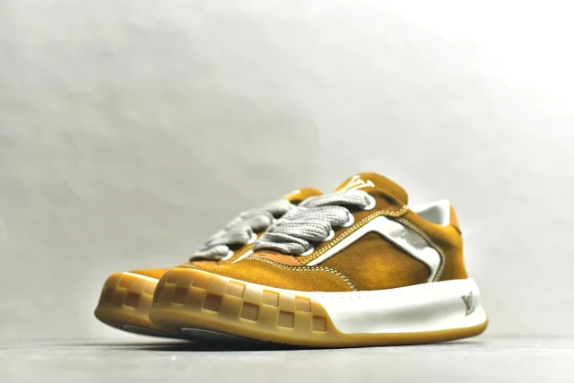 Louis Vuitton Sneakers LV Skate Sneaker product detail image 21