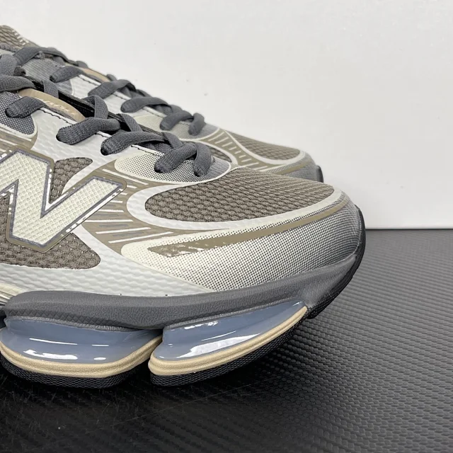 New Balance Sneakers NB2000 product detail image 48