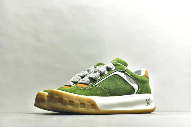 Louis Vuitton Sneakers LV Skate Sneaker product detail image 39