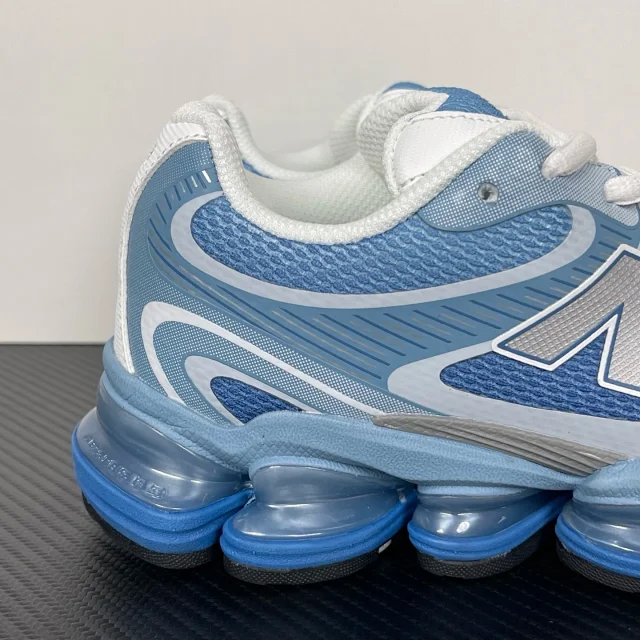 New Balance Sneakers NB2000 product detail image 9