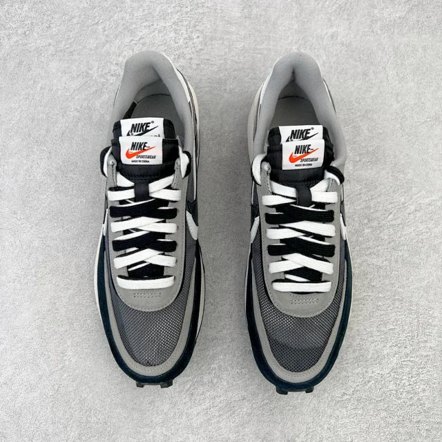 Nike Sneakers Sacai Collaboration Layered Double-Swoosh product detail image 11