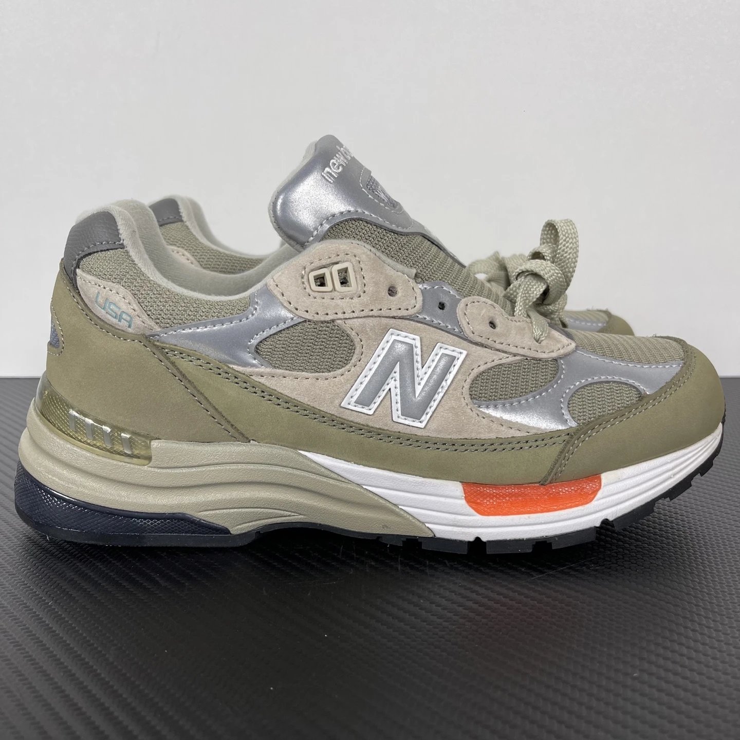 New Balance Multiple models shown — NB992 gray silver 992WT