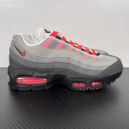 thumbnail for GX/Green X version, GX MAX 95 CDG collaborative series—the industry’s cutting-edge MAX lineup.