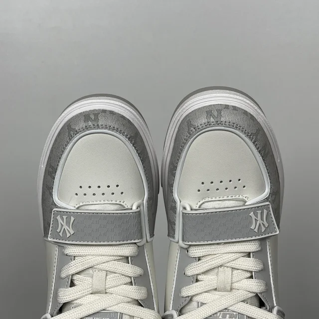 MLB Sneakers NY logo low-top product detail image 10