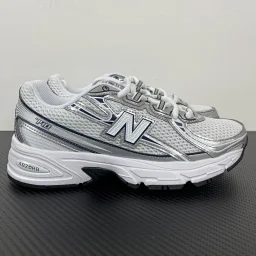 thumbnail for DT版 NB 740系列复古老爹风休闲运动慢跑鞋  采用原厂材料和胶水  全套模具 纯原装皮料切割 质感无敌