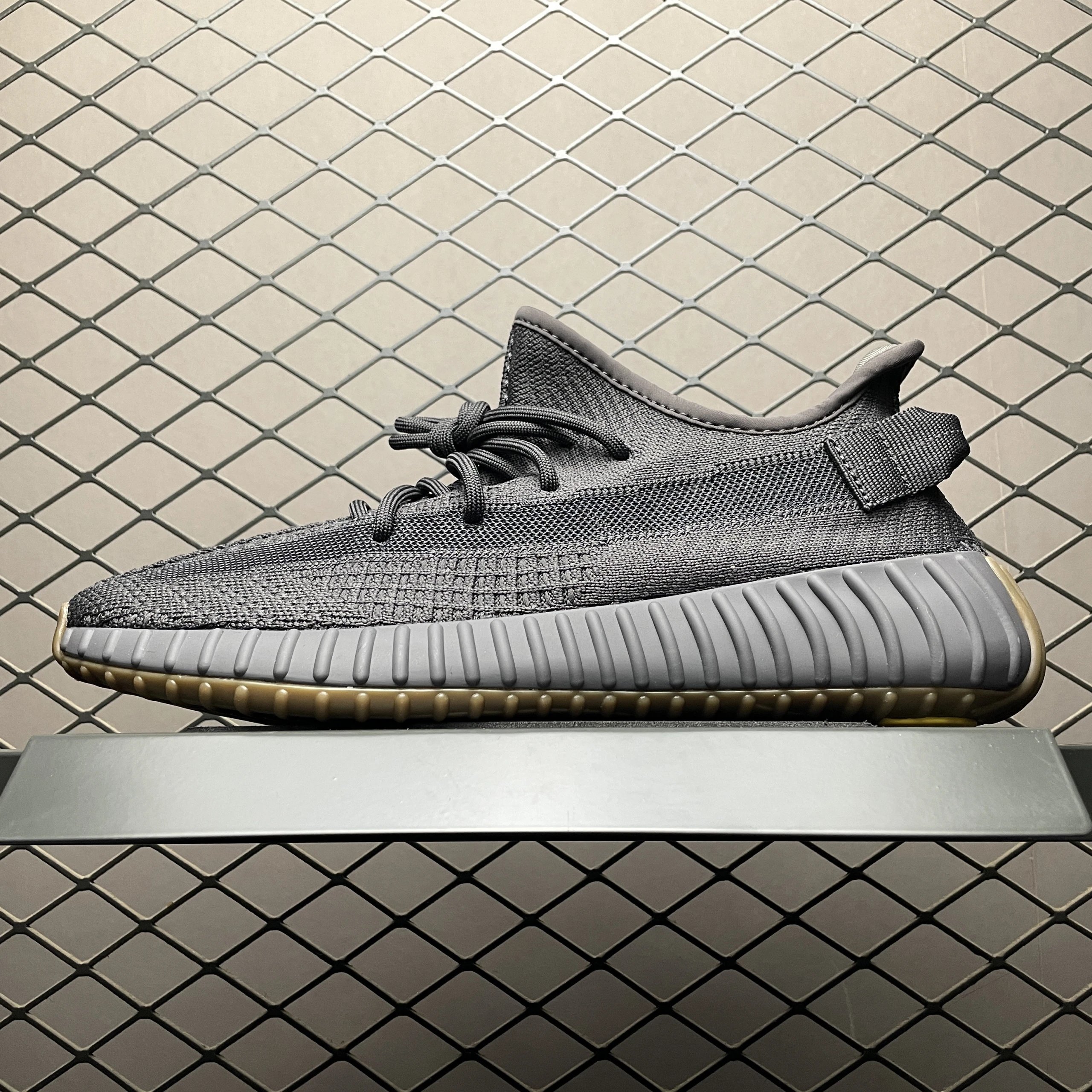 Yeezy 350V2 Black Cinder 2903