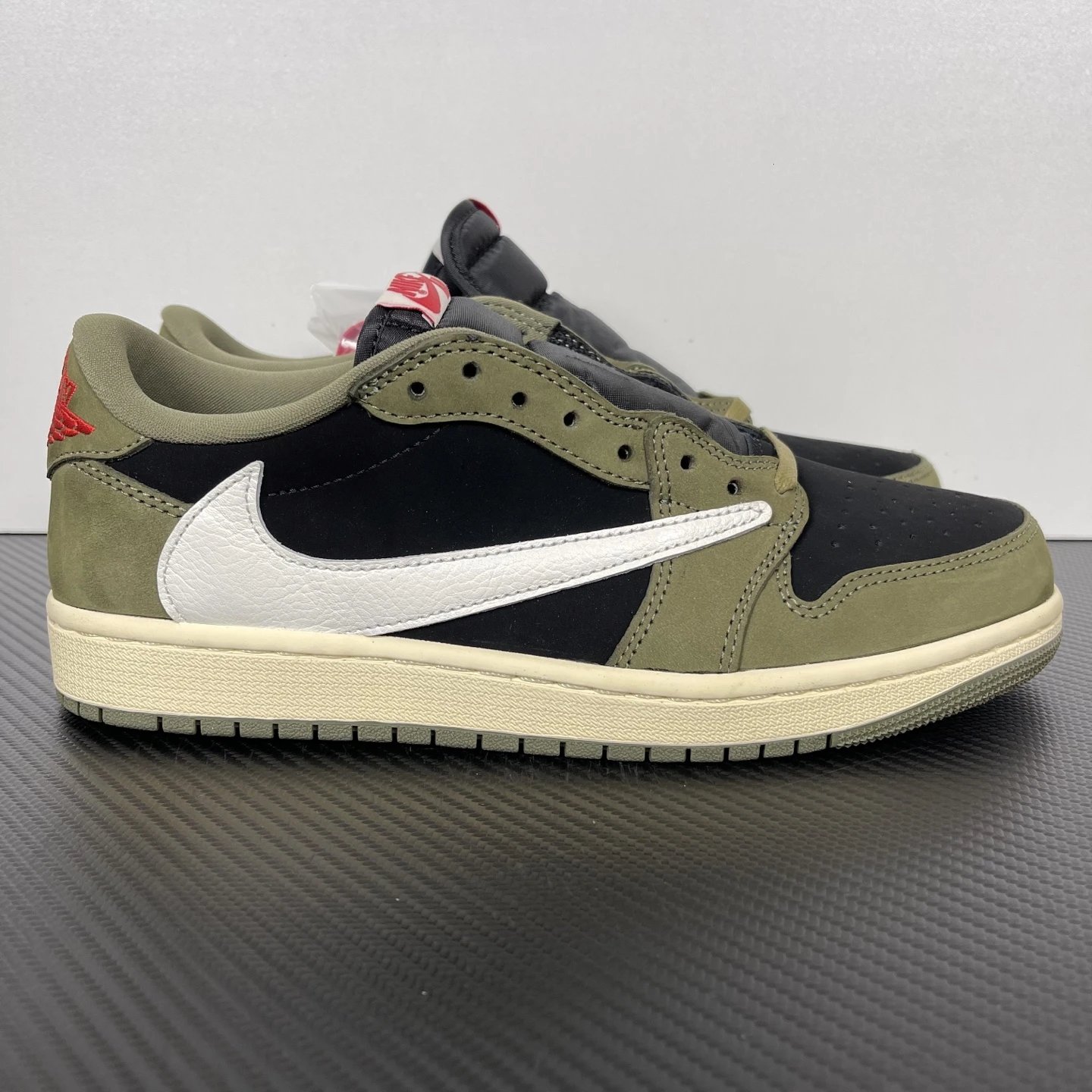 AJ1 Hook Low-Top Army Green DM7866-002 SKU image