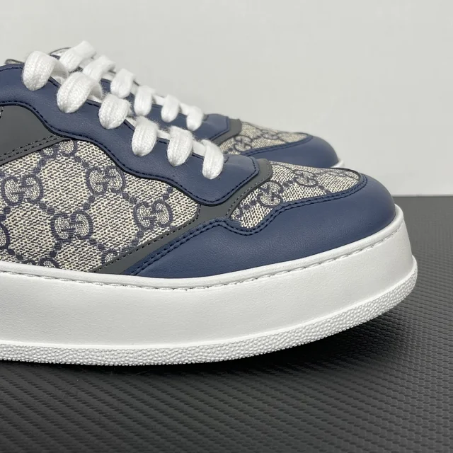 Gucci Sneakers Low-Top Platform with GG Monogram Panels product detail image 3
